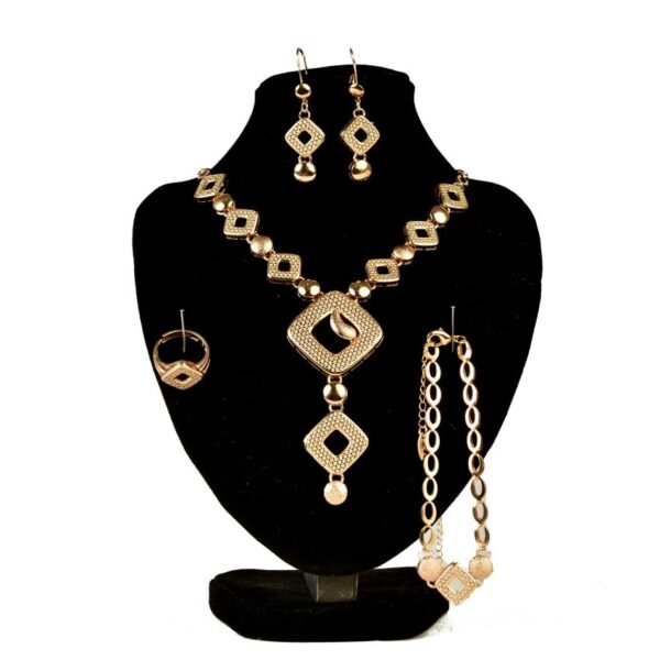 Long Set Jewelry Collections Necklace Earring Bangle and Ring LS1009